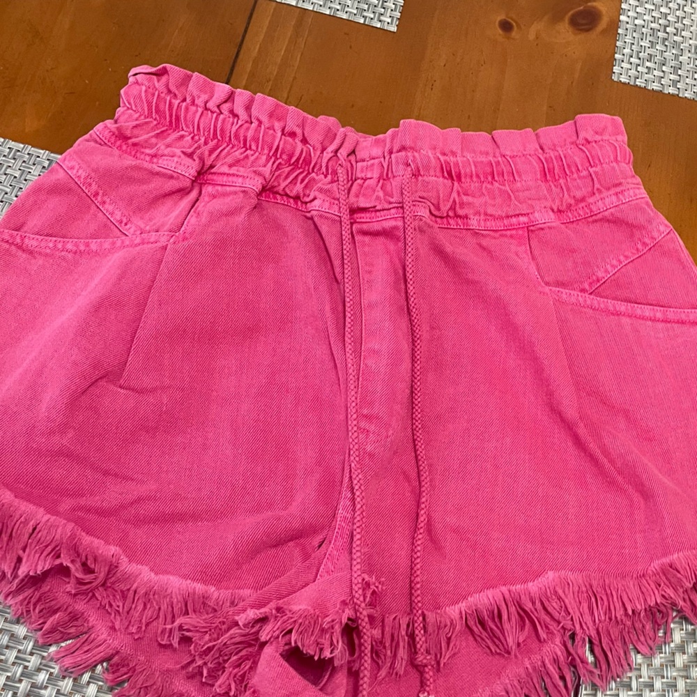 Fantastic Fawn Fushia shorts size L. Brand new